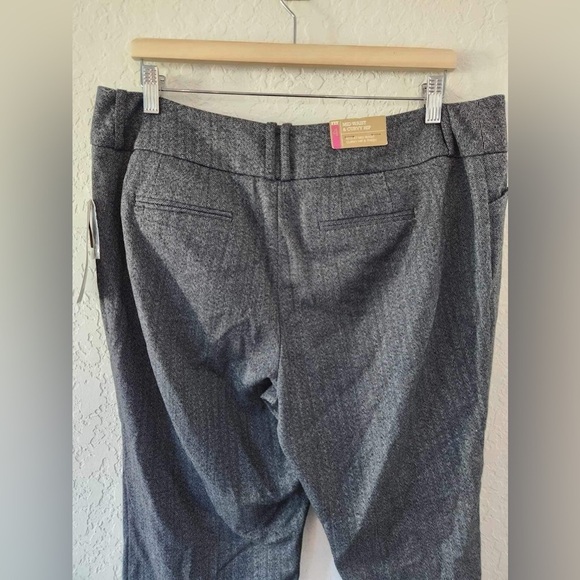 Mossimo Mid Waist & Curvy Hip Gray Trousers Size 16 - Picture 4 of 10